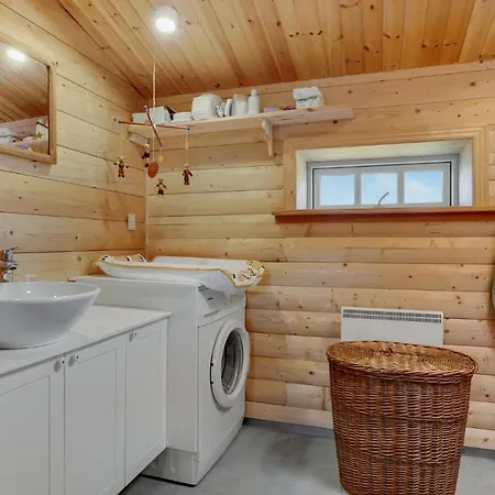 Holiday home 3 Bedroom Gorgeous In *