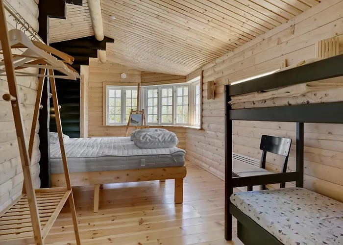 3 Bedroom Gorgeous In *